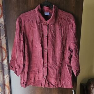 Maroon Button Down Shirt With 3/4 Sleeves
